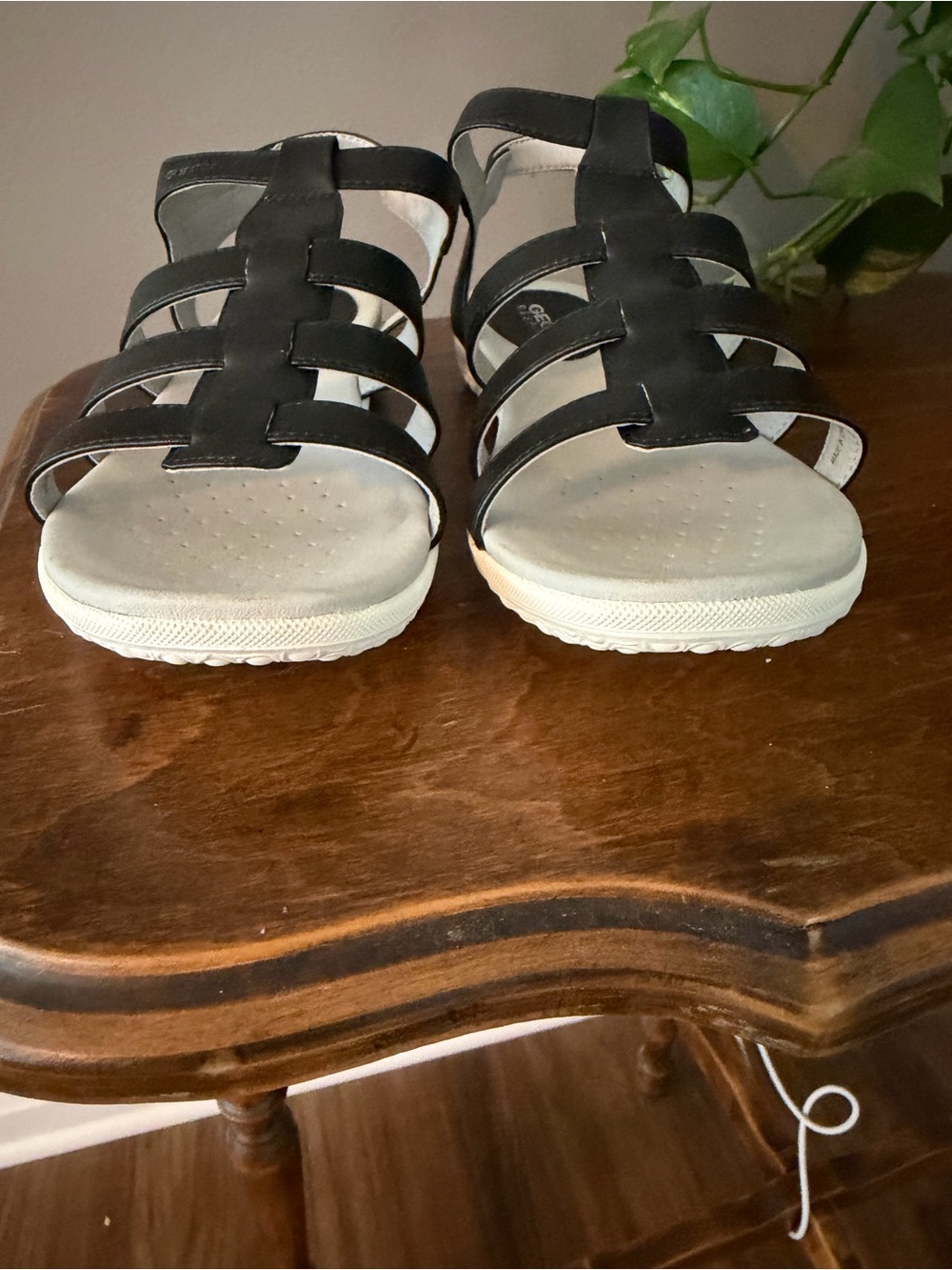 Geox (Italian) Women's Black Adjustable Strap Comfort Sandals. EU 41. US 10/10.5 - Picture 3 of 8